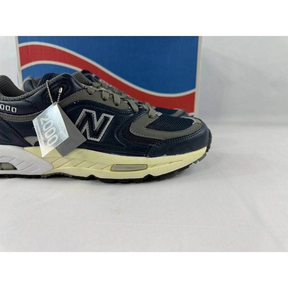 New Balance 2000 Limited Edition 'Navy Grey White' M2000NV Men's Size 7.5 - Picture 3 of 14